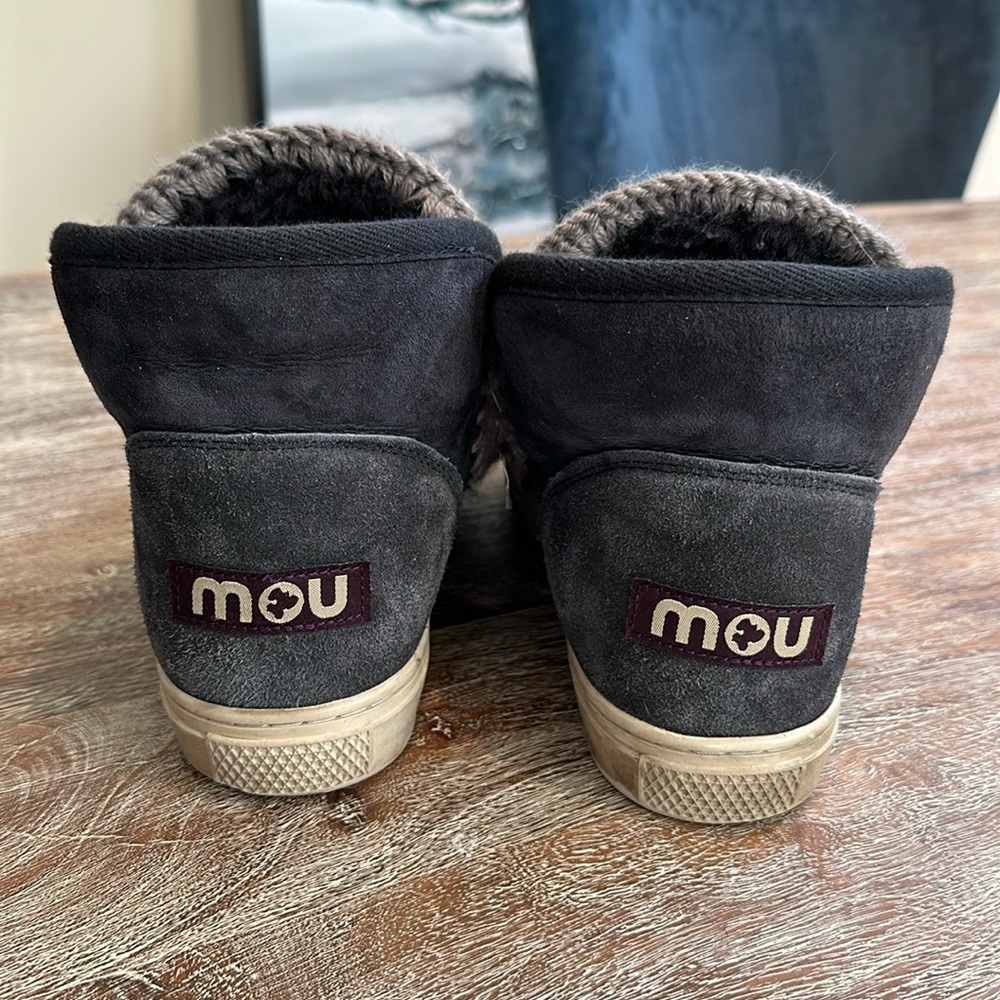 Mou Mou shearling lined boot with rubber sole
